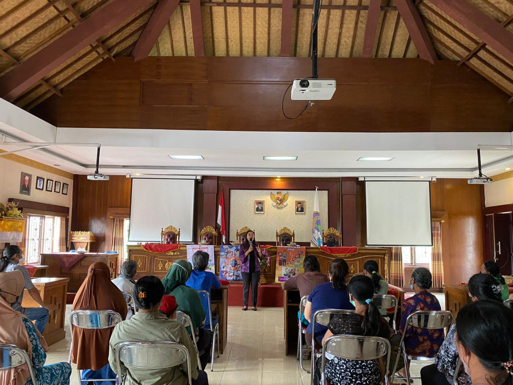 Sosialisasi Program Keluarga Harapan ( PKH ) Dari Petugas Kabupaten Badung